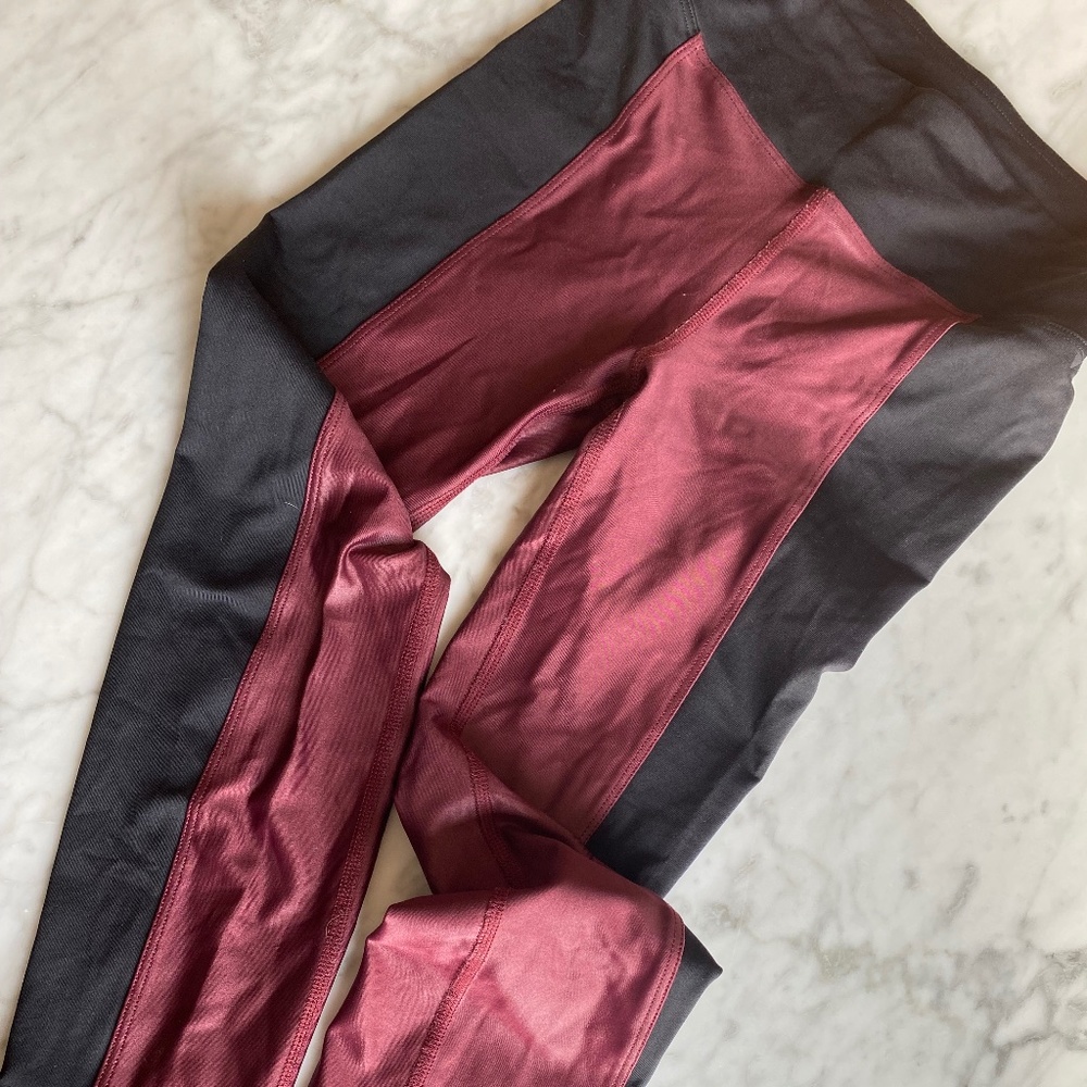 Koral Midrise Curve Leggings - Bordeaux size Medium